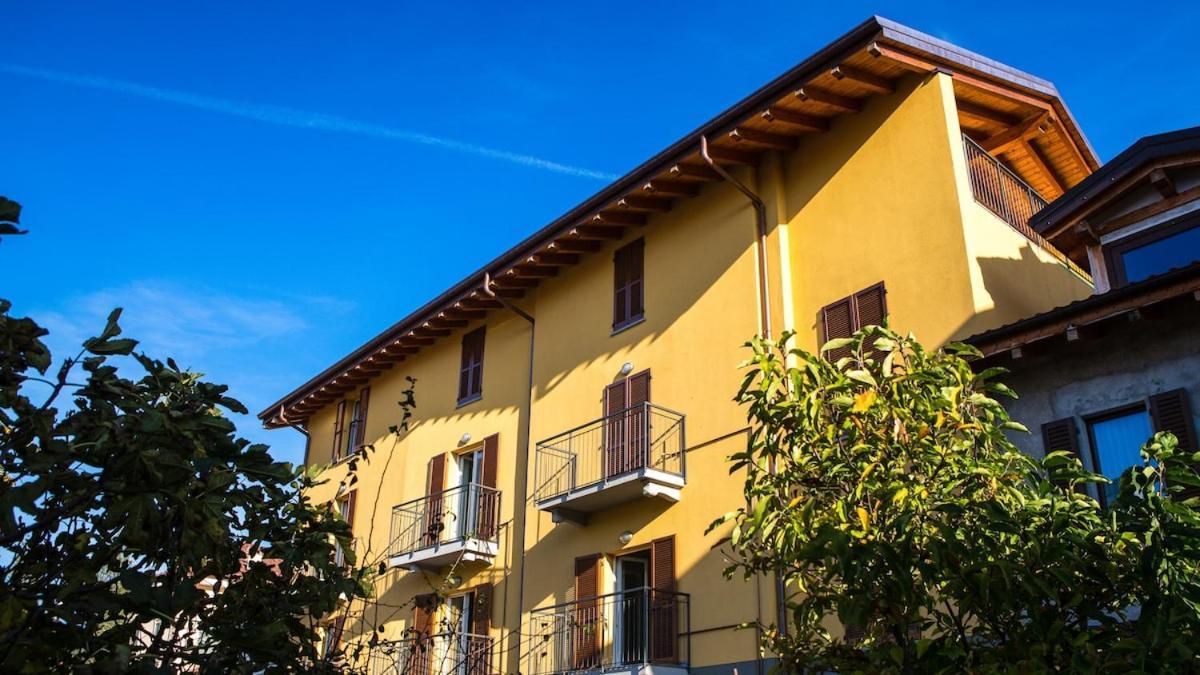 Penthouse Federico With Lake View - Residenza Silvana Verbania Bagian luar foto
